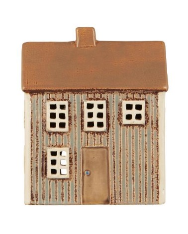 Maison 4 fenêtres crème lambris