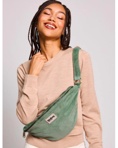 Sac Banane SASHA velours Vert d'eau L40xl16xP9.5cm